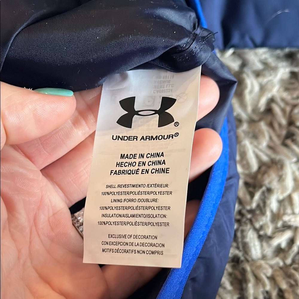 UA Boys’ Puffer Coat - Picture 3 of 9